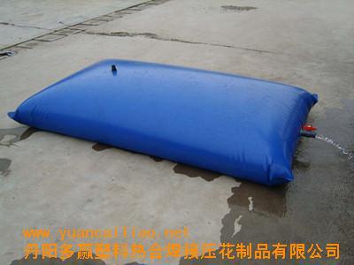 橡膠塑料原材料 塑料容器 產品名稱: 云南抗旱橡膠軟體水囊 生產廠家