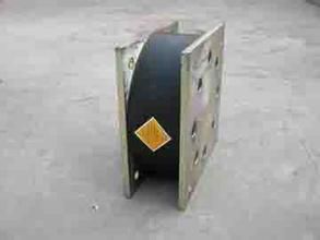 【LRB500鉛芯橡膠支座設(shè)計(jì)承載力2800KN,標(biāo)準(zhǔn)位移100mm位移275mm】